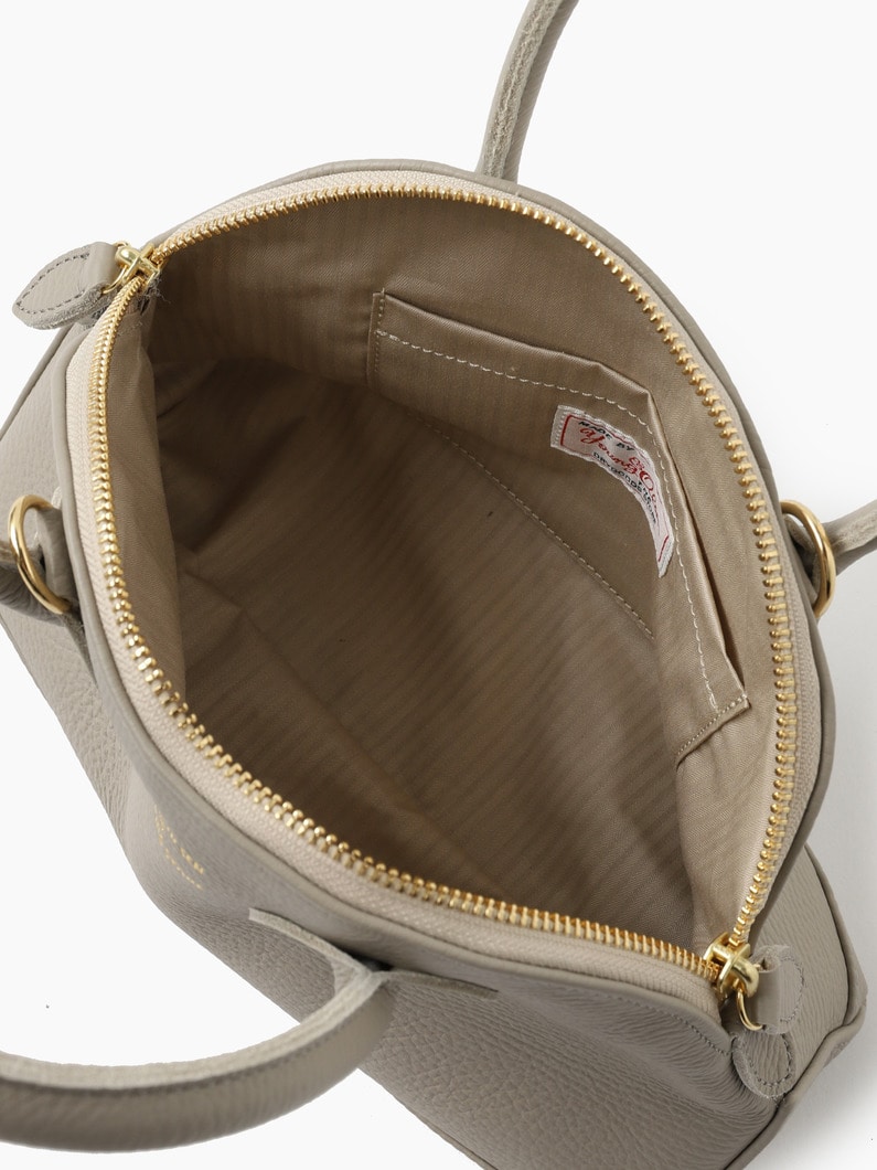 Embossed Leather Zip Boat Bag 詳細画像 beige 4