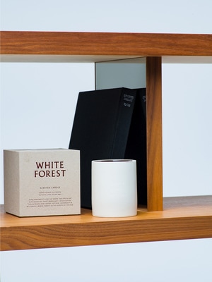 White Forest Scented Candle 詳細画像 brown