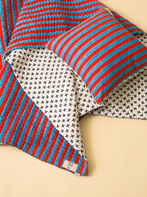 Crosses＆Thick Striped Medium Quilt Blanket｜SZ Blockprints ...