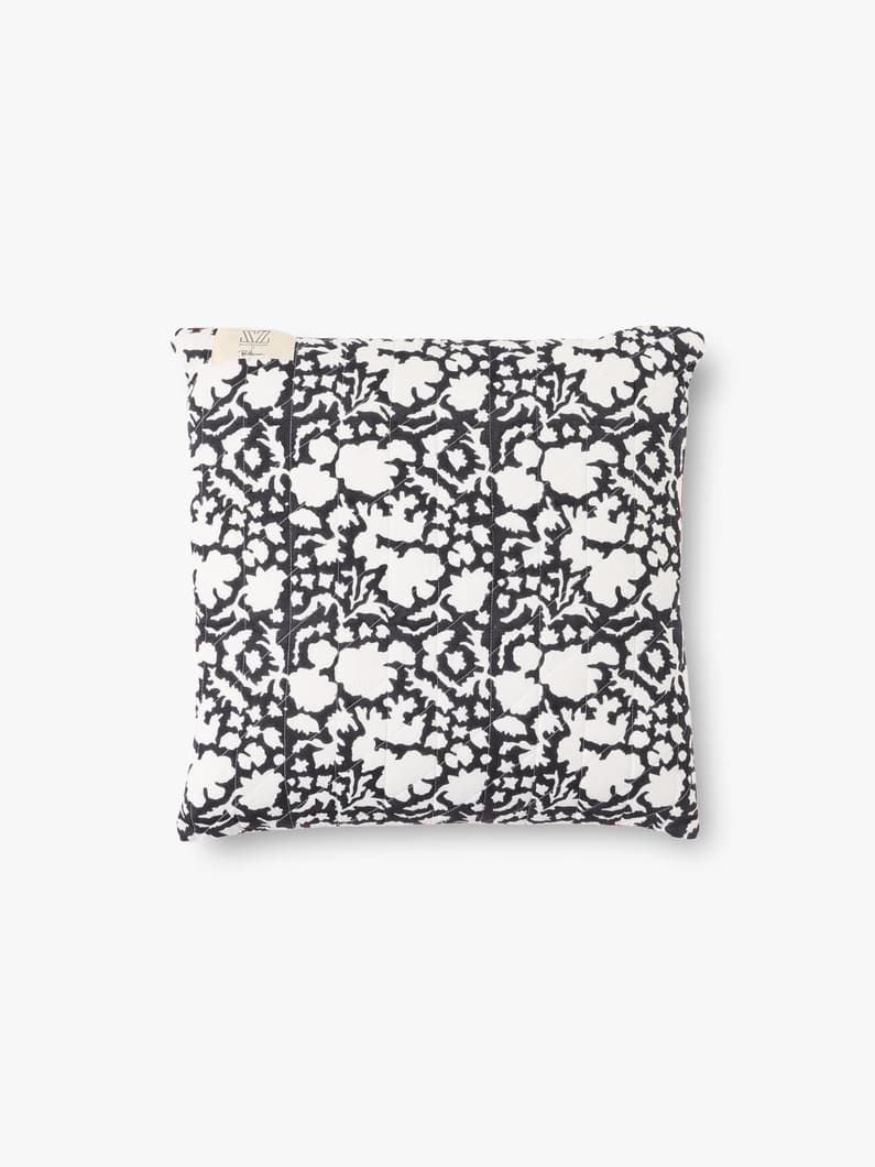Nila＆Small Gingham Quilt Cushion（45×45cm） 詳細画像 black 2
