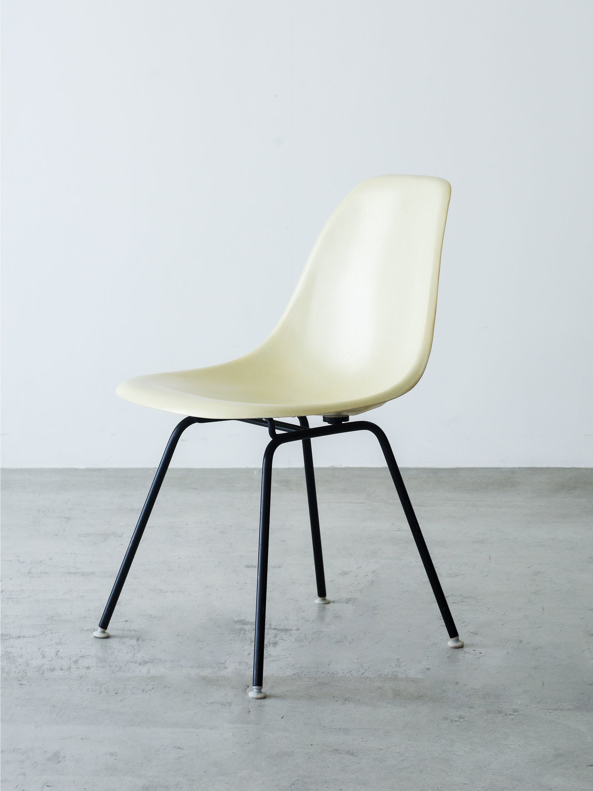 Used DSX Chair (Black H Base)｜EAMES(イームズ)｜Ron Herman