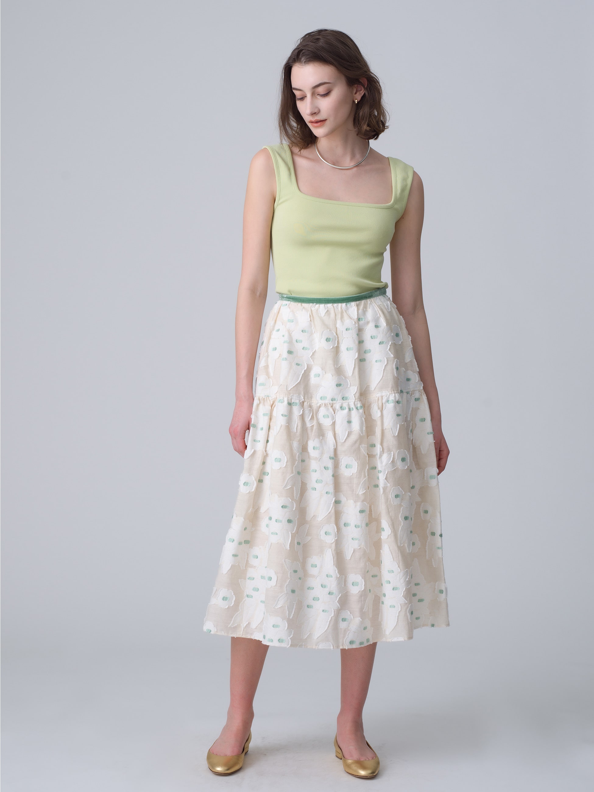 Flower Cut Jacquard Skirt