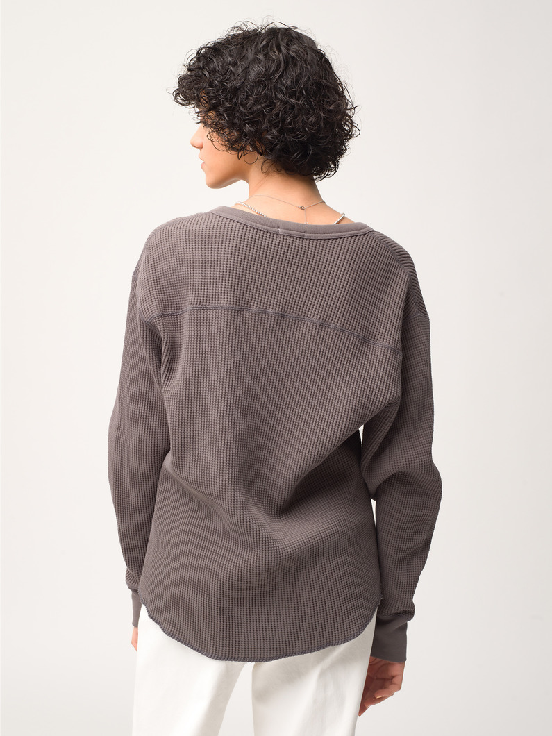 Waffle Slit Neck Pullover 詳細画像 charcoal gray 2