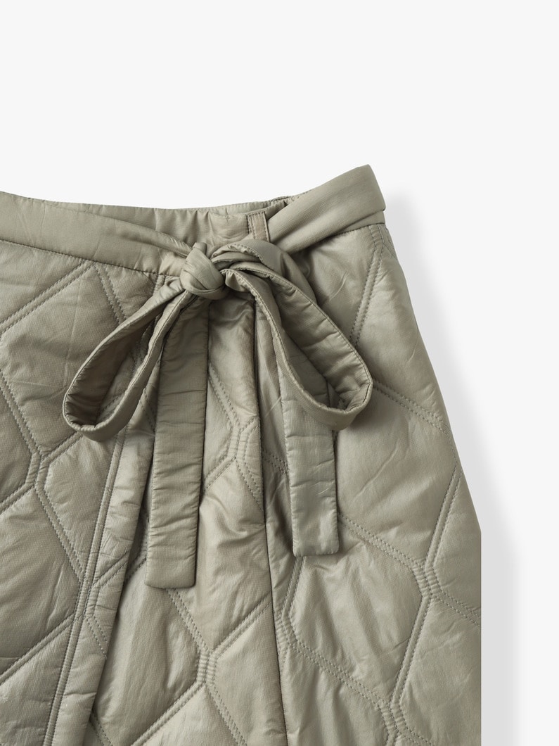 Shiny Quilt Midi Skirt 詳細画像 beige 2