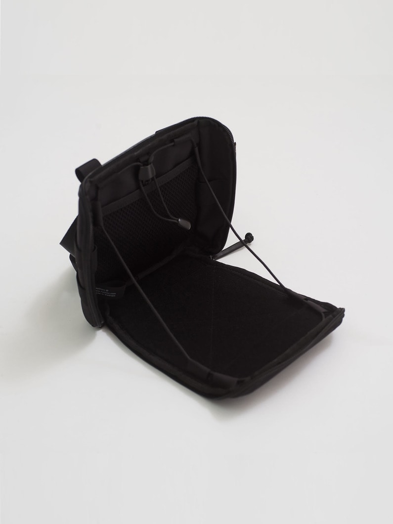 Tactical Side Storage Slim XS Shoulder Bag 詳細画像 black 2