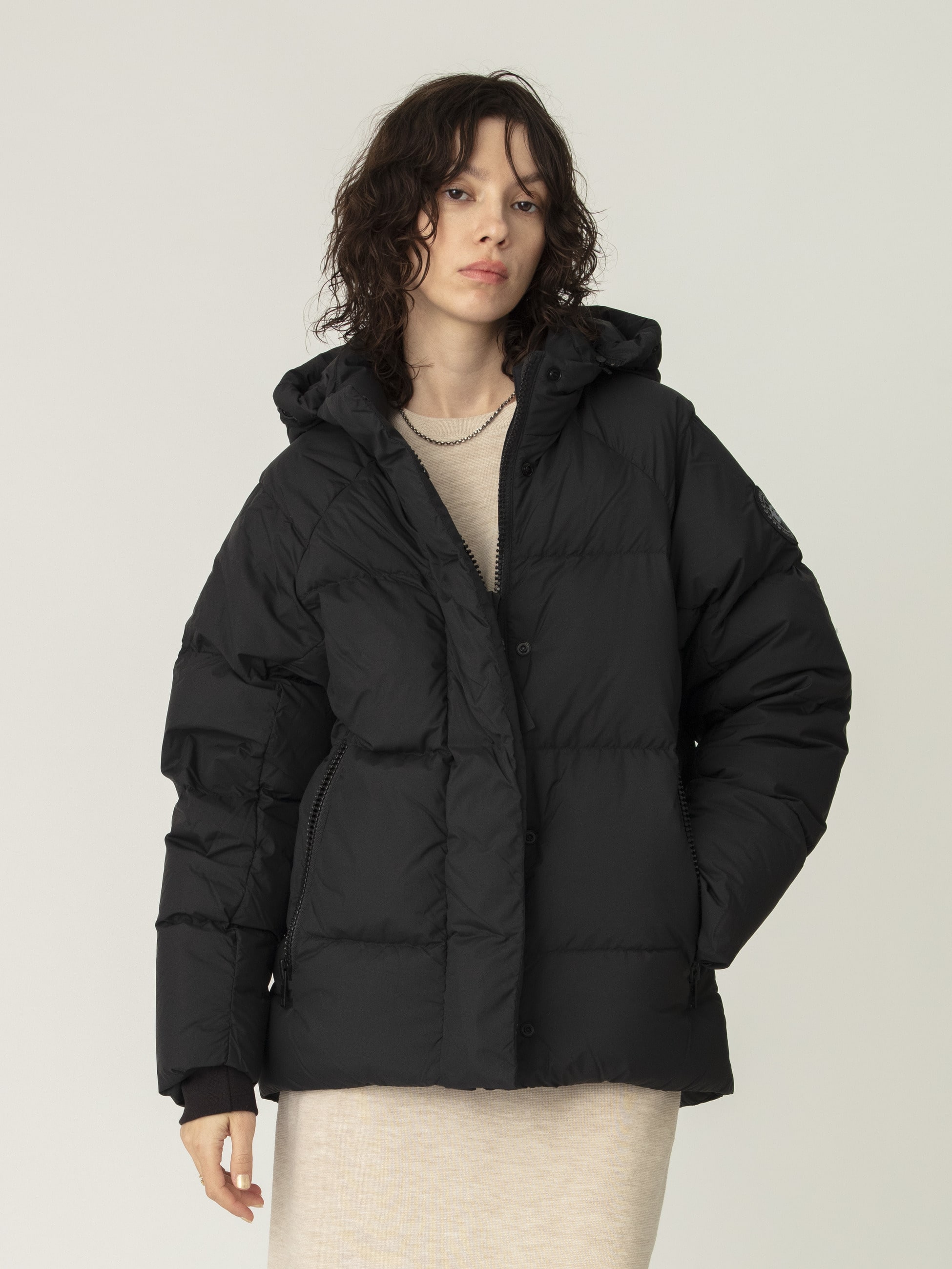 ブライデン パッファー ブラックレーベル（women）｜CANADA GOOSE
