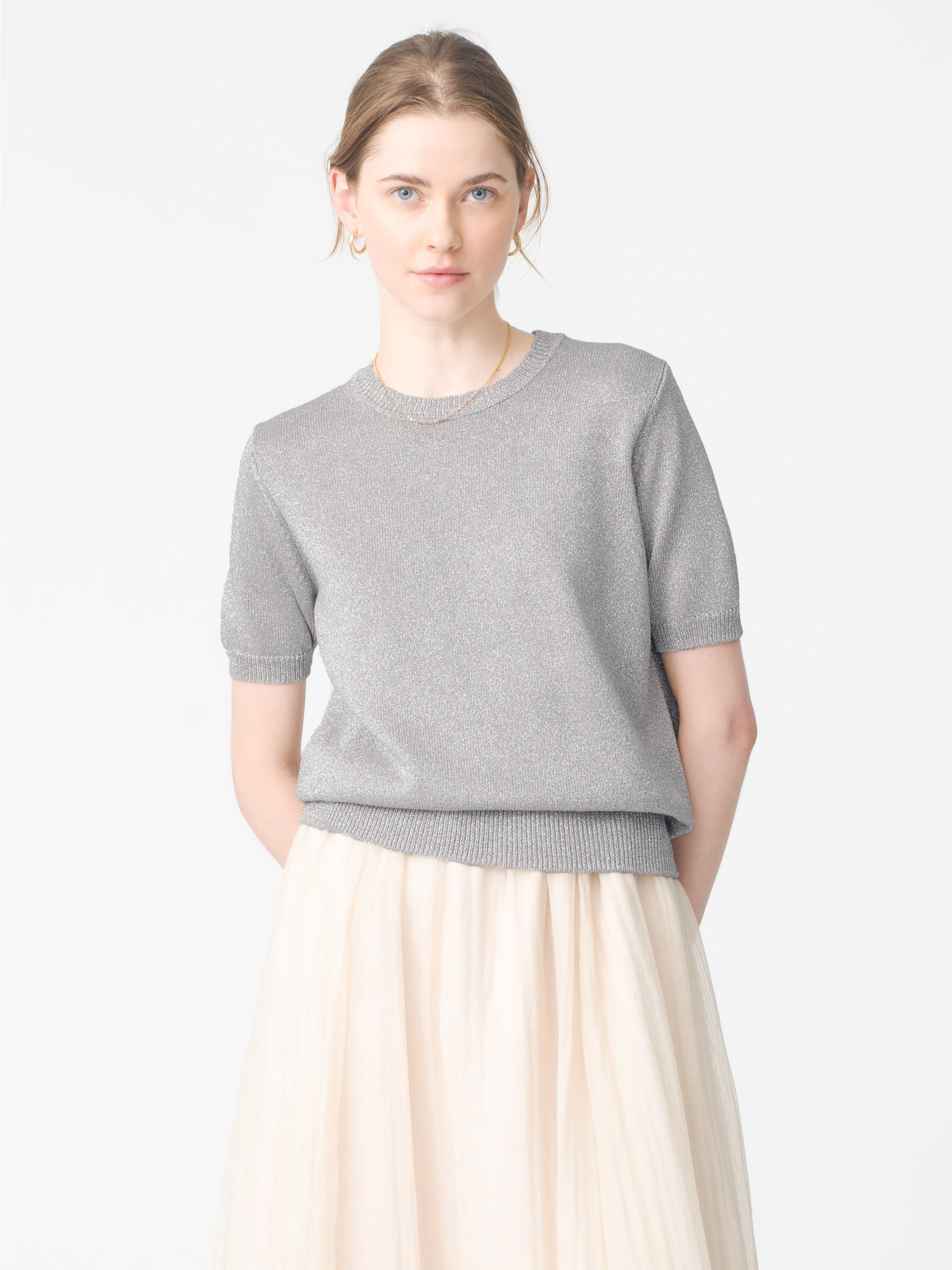 ブライトラメ リリヤーン ニットトップ（シルバー）｜ebure