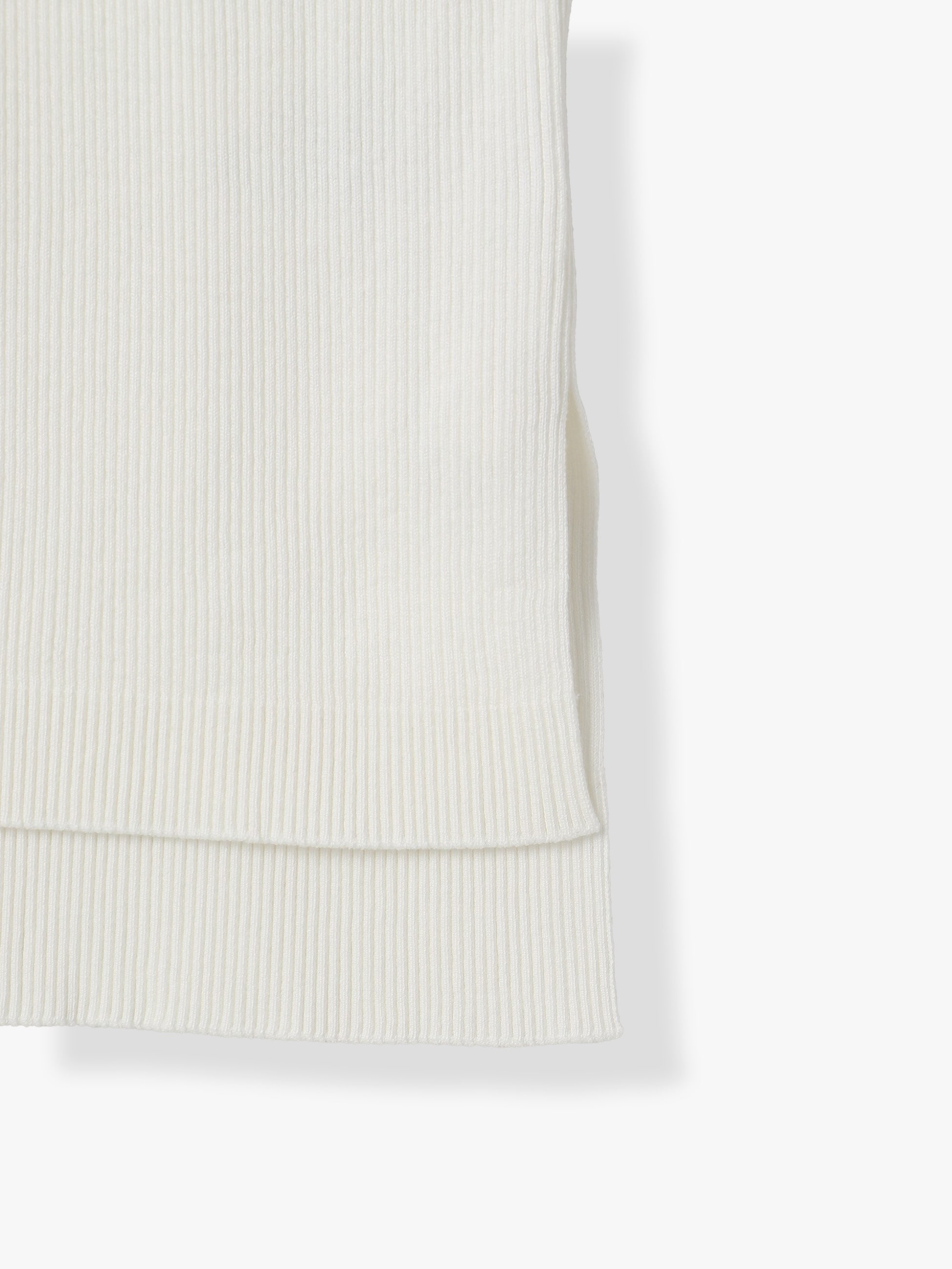 ギザリブ タートルネックトップ（オフホワイト/ブラック