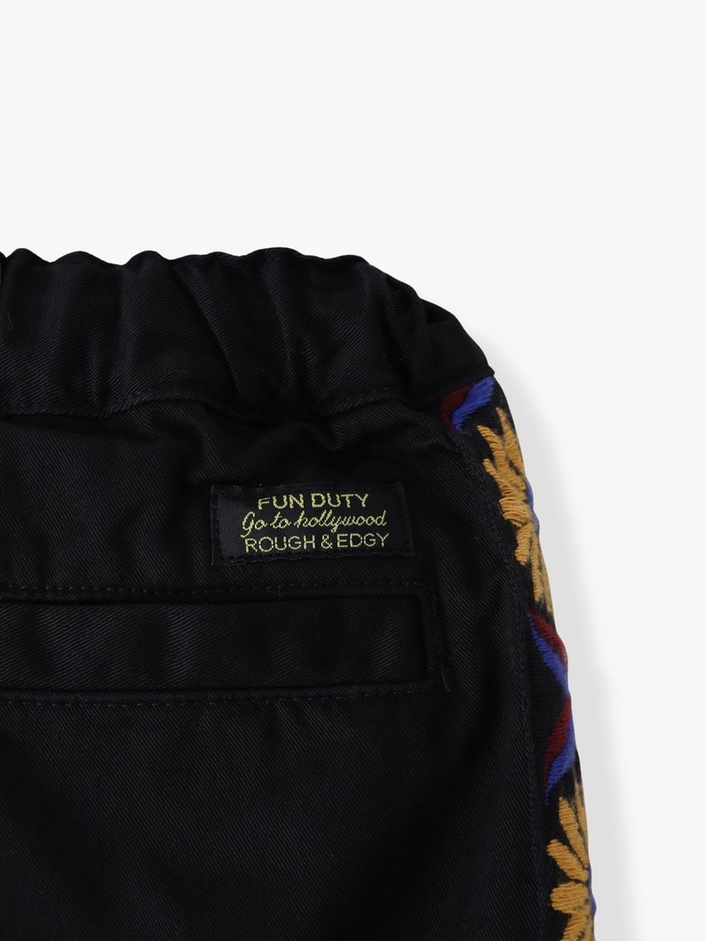 サイドライン チノ タック イージーパンツ（105-125cm） 詳細画像 black 3