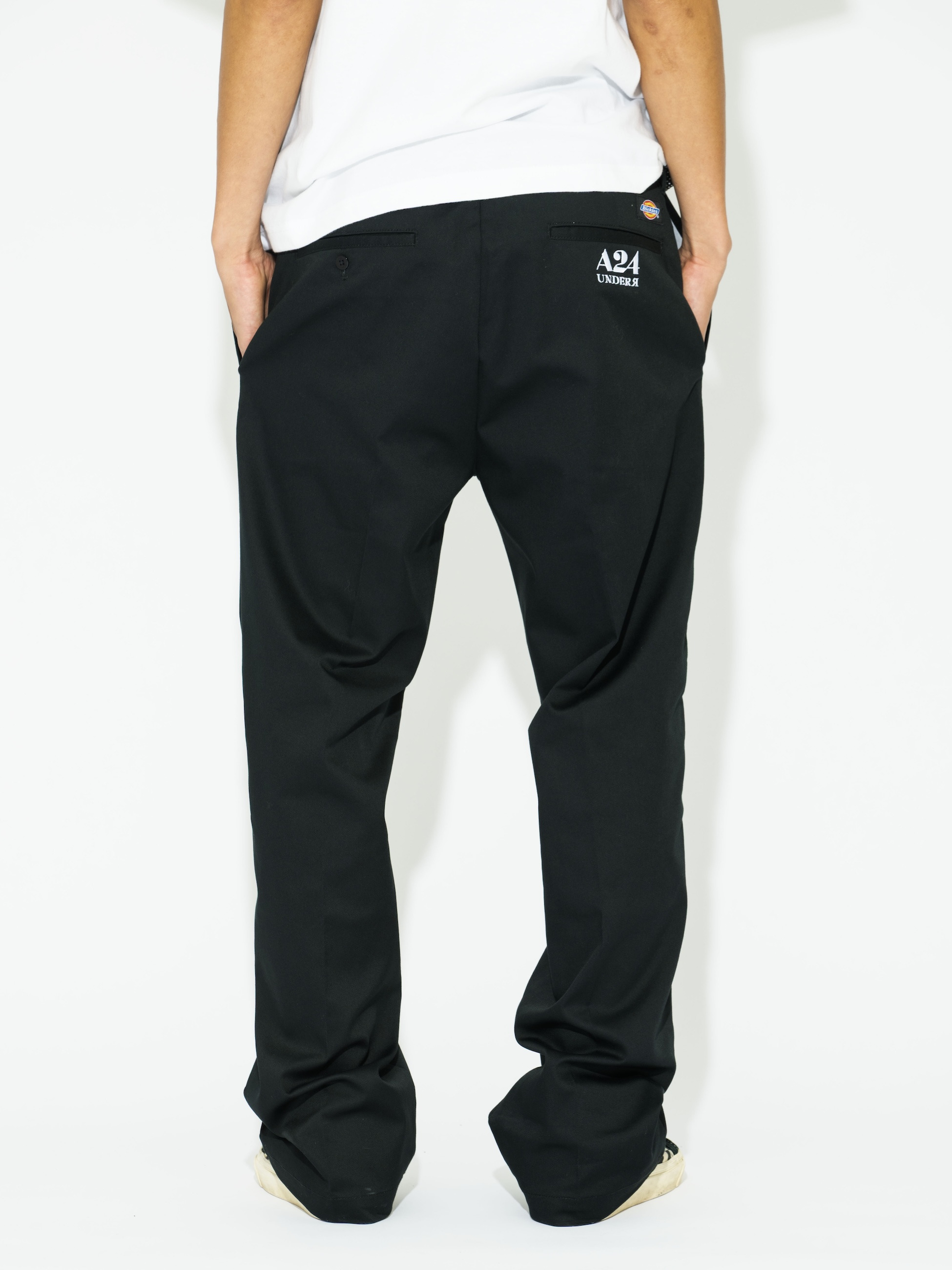 エンブロイダリー フレックス ワーク クロップドパンツ｜Dickies