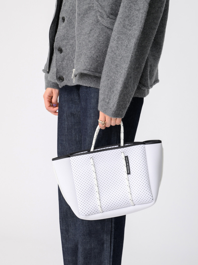 プティエスケープ（ホワイトハイライト） 詳細画像 white 2