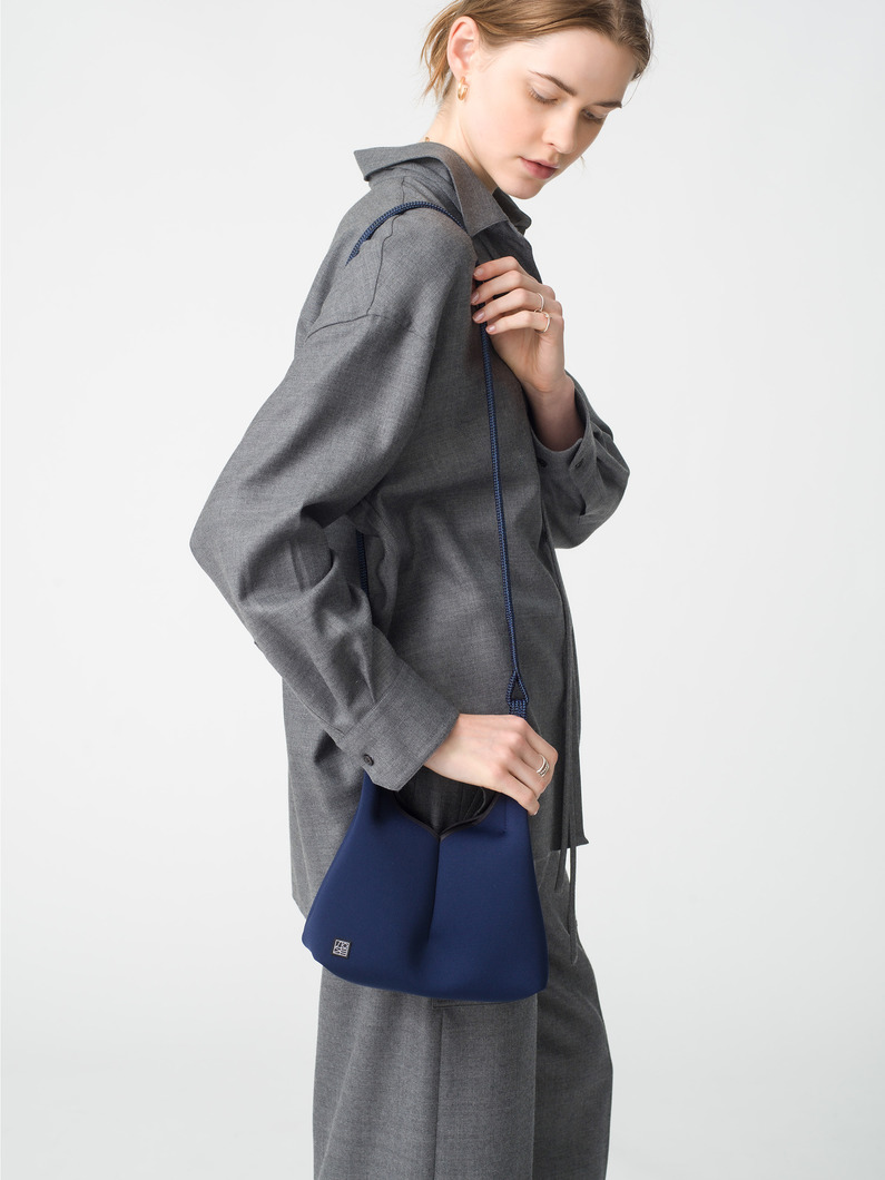 ソルスティス クロスボディ（コスモス） 詳細画像 navy 2