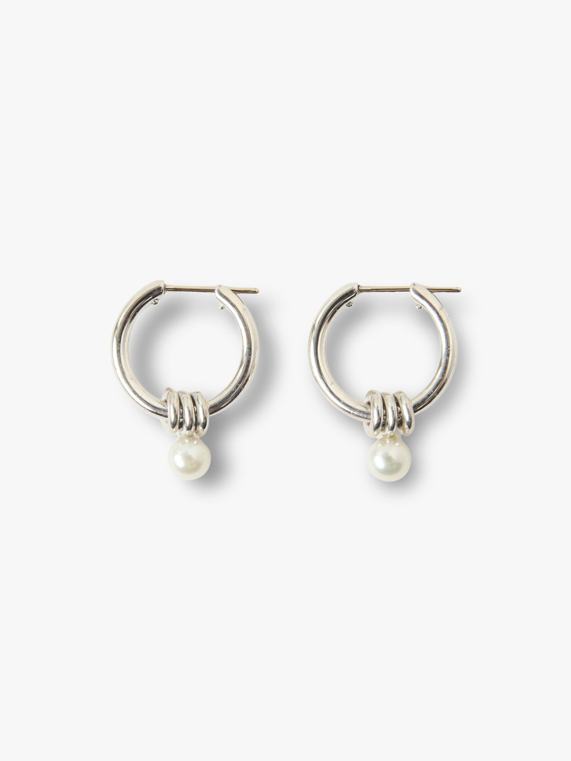 Sterling Silver with Silver Annulets Akoya Pearl Ara Hoop Pierced Earrings