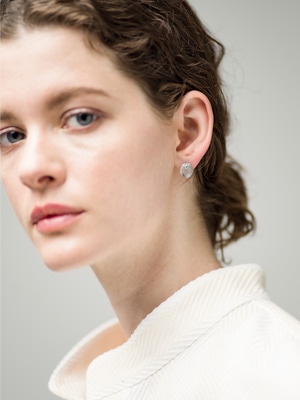 Bean Stud Pierced Earrings (milkyaquamarine＆apatite) 詳細画像 gold