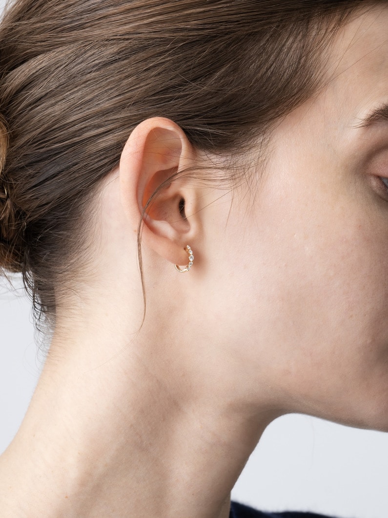 ラブ ハグ ダイヤモンドピアス 詳細画像 yellow gold 4