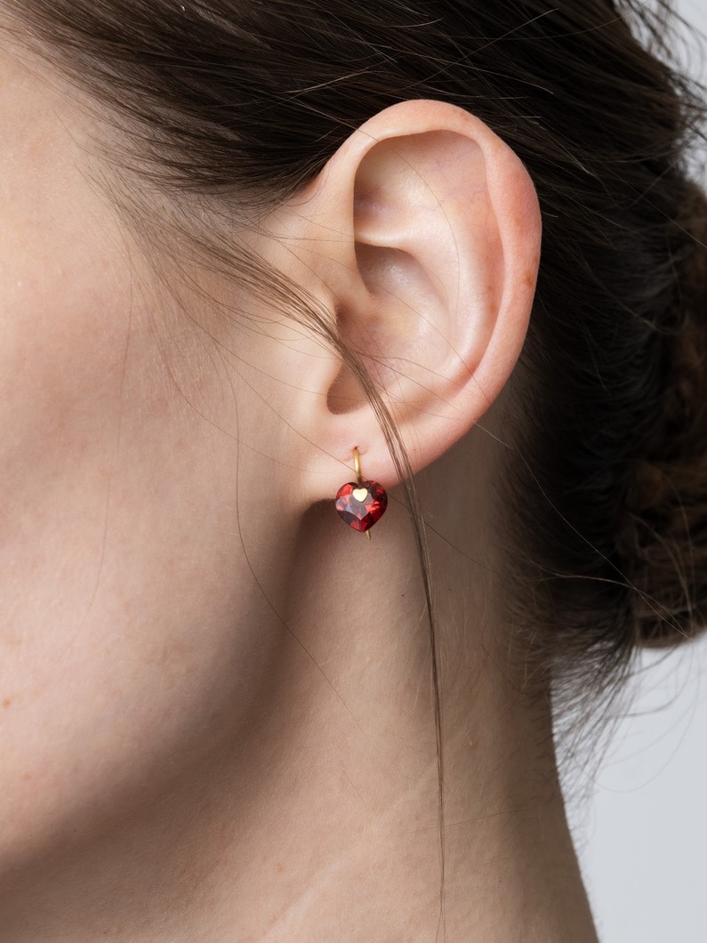 スモールハート ブリリアント ピアス（ガーネット） 詳細画像 gold 2