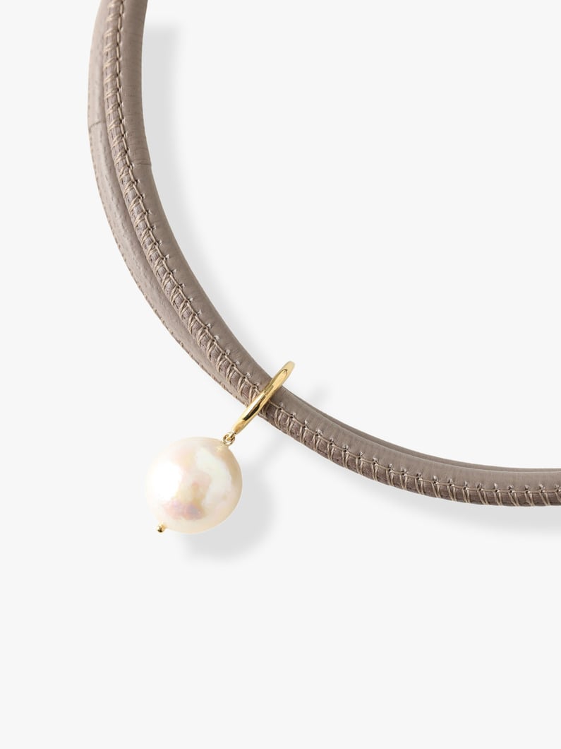 Taupe Leather Pearl Charm Necklace 詳細画像 yellow gold 1