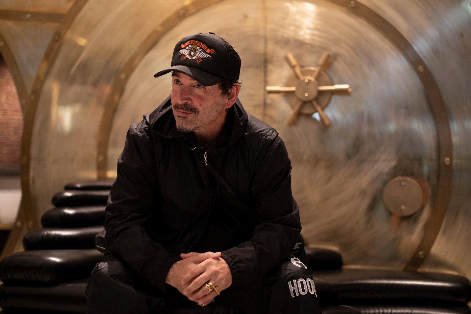 Robert G. Keith, HOORSENBUHS