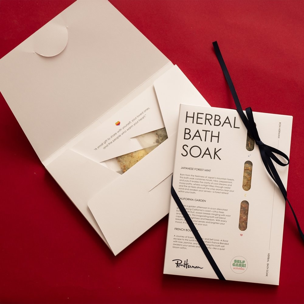 RHC 2025 Holiday Collection_Tiny Joys