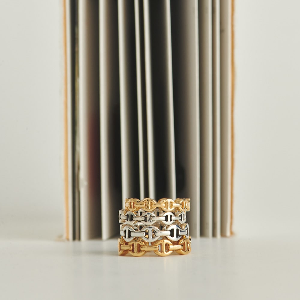 HOORSENBUHS “Ring” Collection