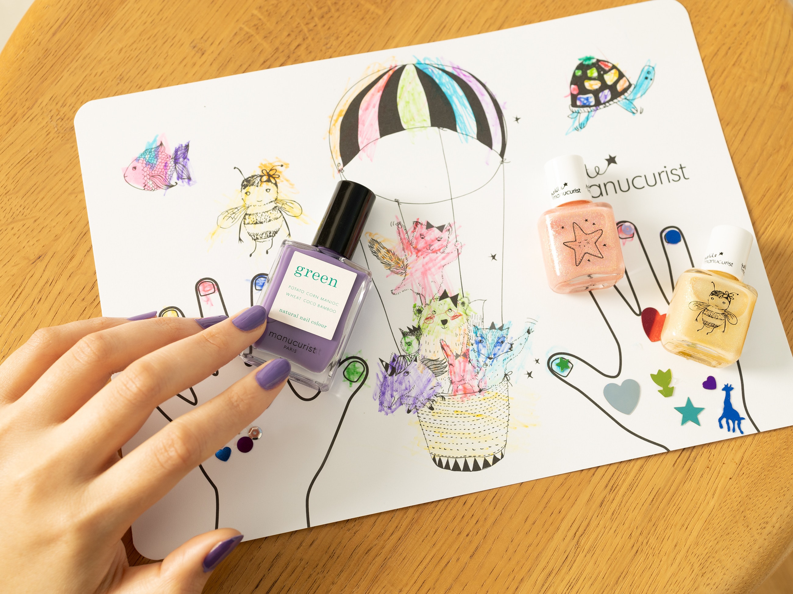 "Happy spring-color nails" manucurist for Cosmetics ＆ Kids