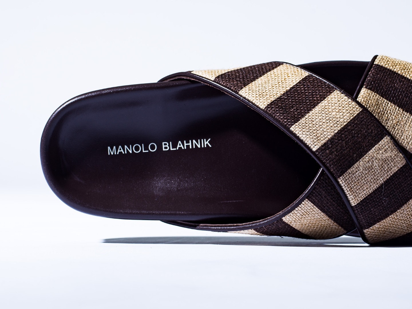 MANOLO BLHANIK Exclusive Sandal CHILTERN 4.29(Fri) New Arrival 